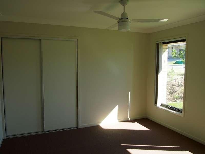 6 Oscar Close, Ormeau QLD 4208