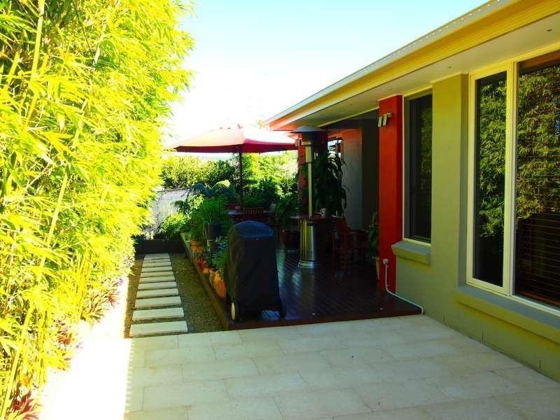 11 Yamba Street, Pacific Pines QLD 4211