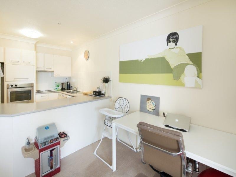 50/37 Bayview Street, Runaway Bay QLD 4216