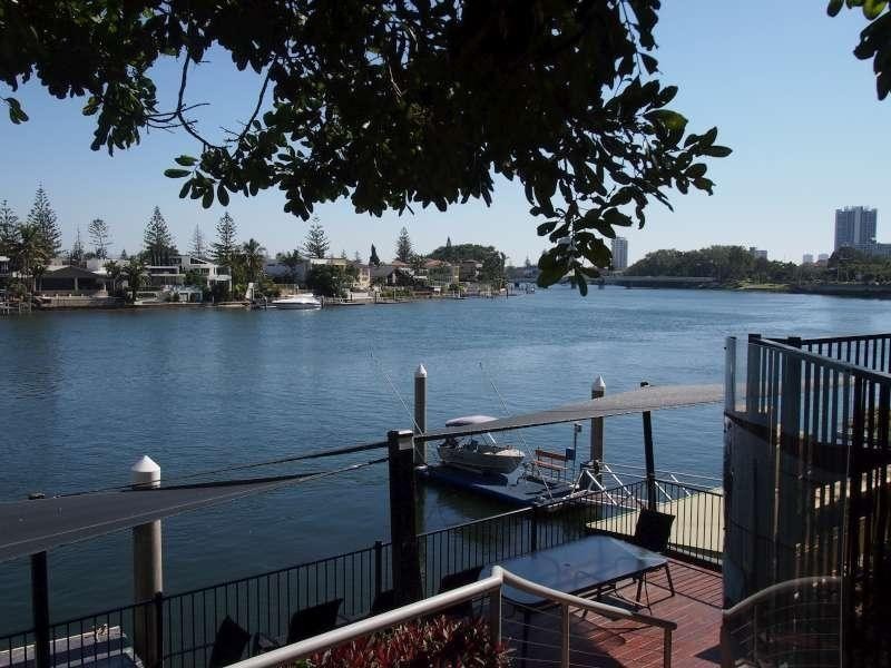 29/2916 Gold Coast Highway, Surfers Paradise QLD 4217