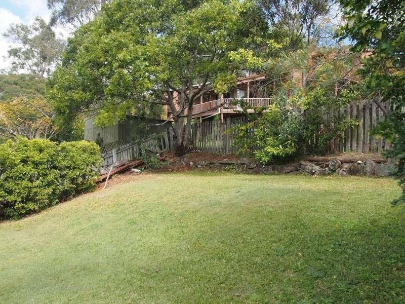 6 Cobram Place, Helensvale QLD 4212
