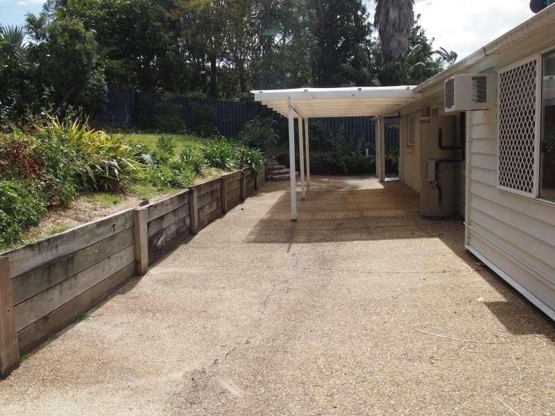 6 Cobram Place, Helensvale QLD 4212