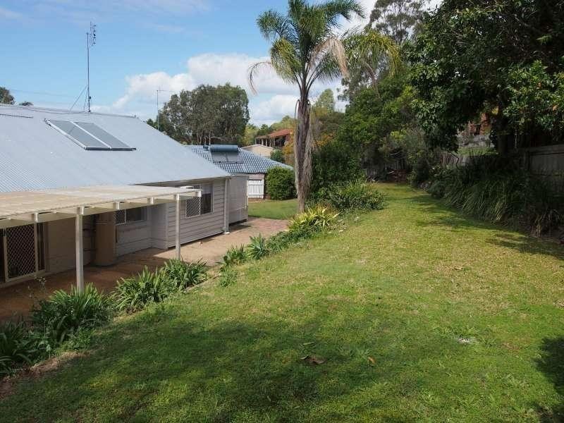 6 Cobram Place, Helensvale QLD 4212