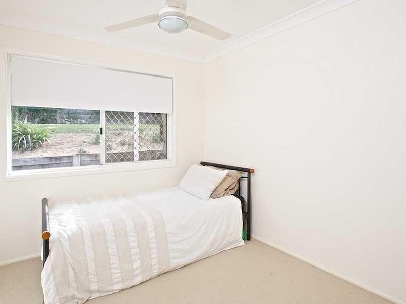 6 Cobram Place, Helensvale QLD 4212