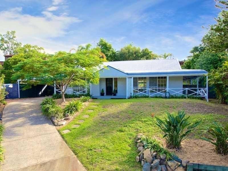 6 Cobram Place, Helensvale QLD 4212
