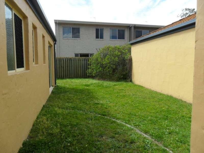 5/175 Government Road, Labrador QLD 4215