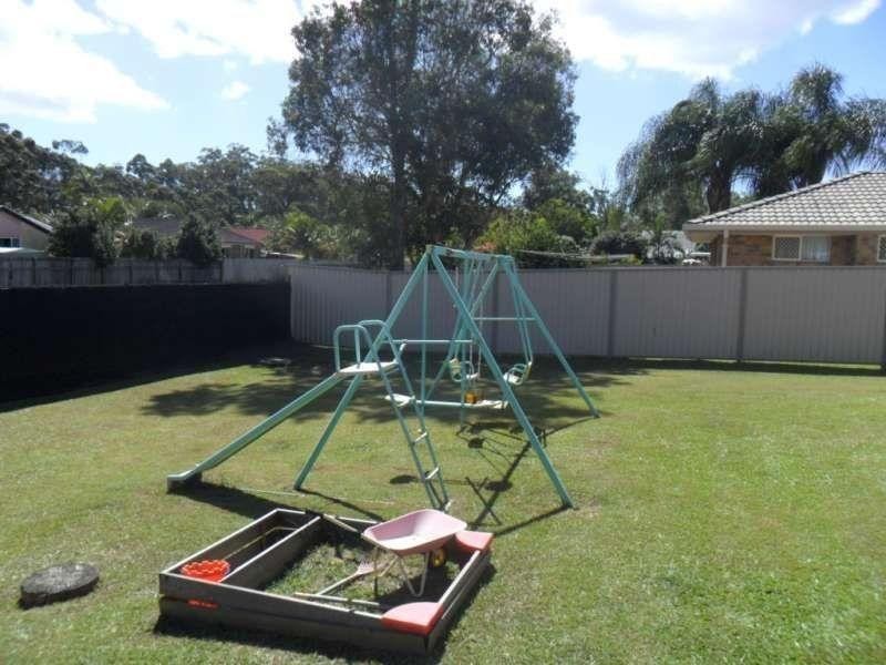 7 Grimsdyke Court, Molendinar QLD 4214