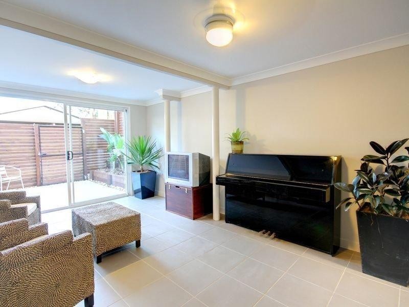 1/5 The Criterion, Nerang QLD 4211