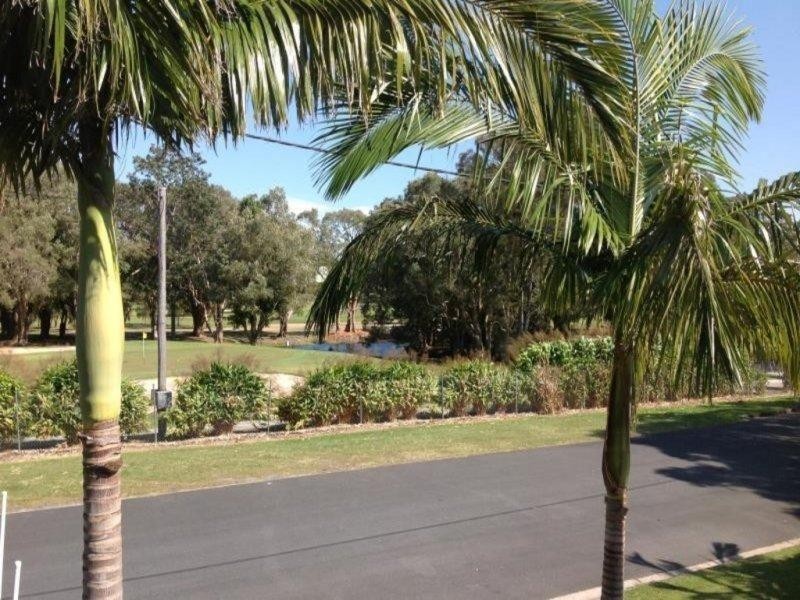 71 Shaw Street, Southport QLD 4215