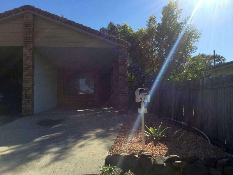 2/9 Shillito Street, Southport QLD 4215