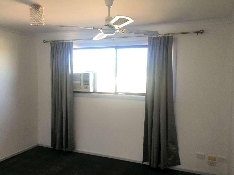 2/9 Shillito Street, Southport QLD 4215