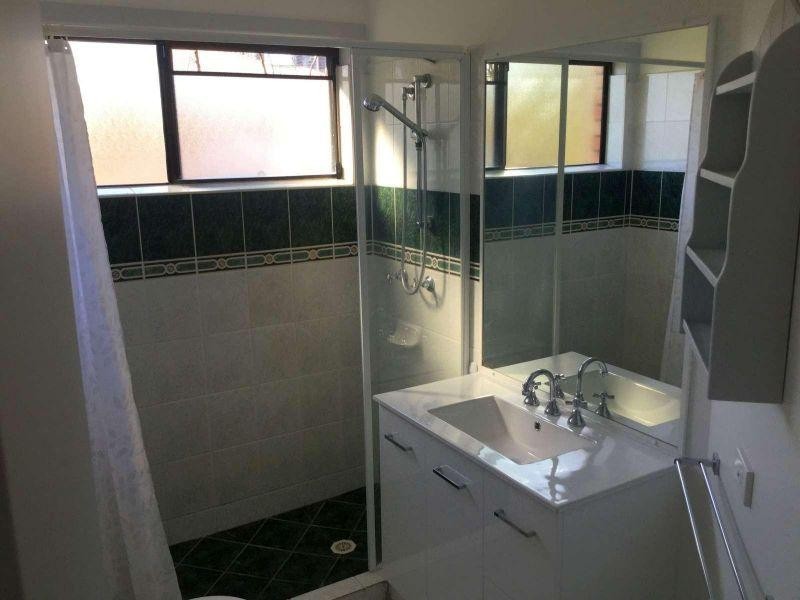 2/9 Shillito Street, Southport QLD 4215