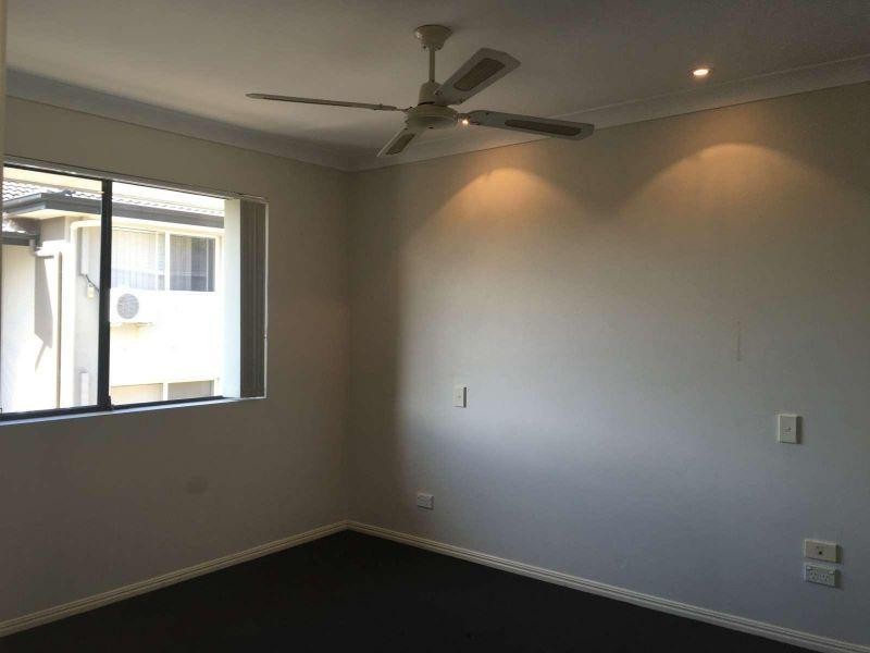 5/129 Muir Street, Labrador QLD 4215