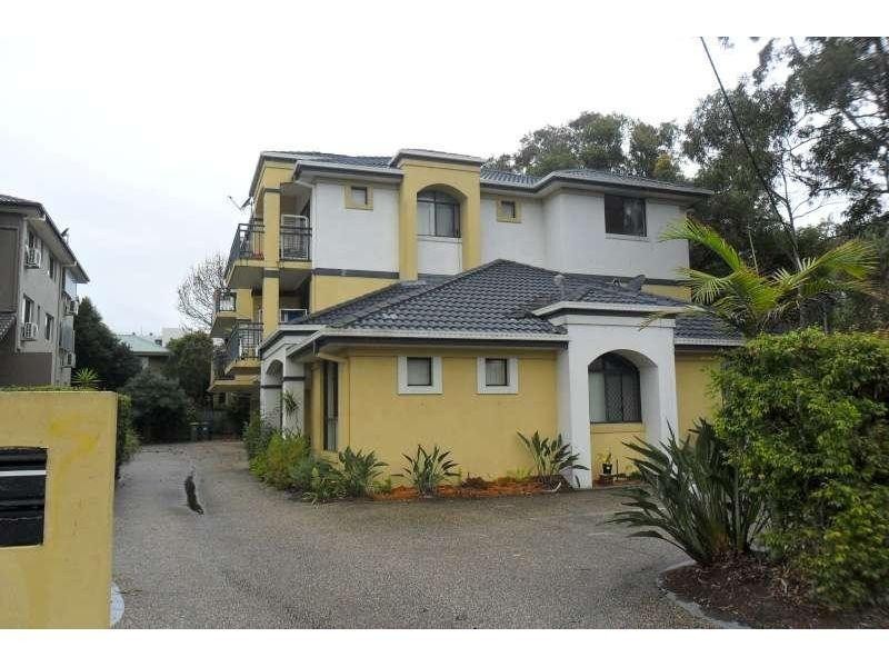 5/129 Muir Street, Labrador QLD 4215