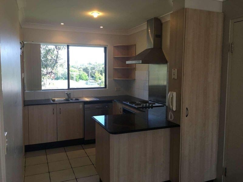 5/129 Muir Street, Labrador QLD 4215