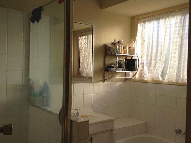 2/6 Senate Street, Labrador QLD 4215