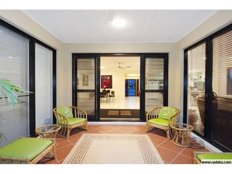 14 Joel Court, Helensvale QLD 4212