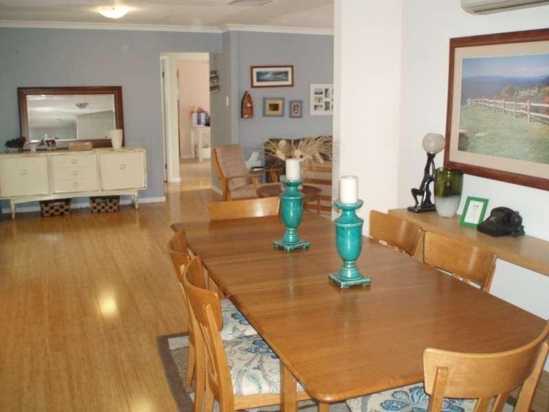 19 Pinemount Crescent, Oxenford QLD 4210