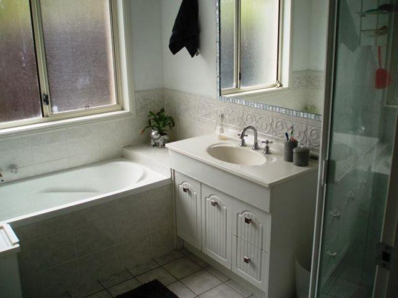 19 Pinemount Crescent, Oxenford QLD 4210