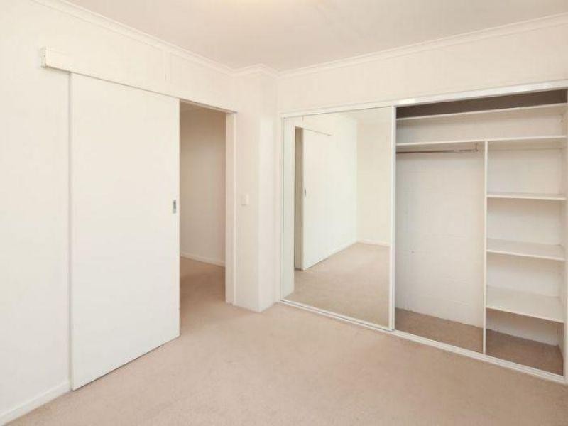 4/14 Central Street, Labrador QLD 4215