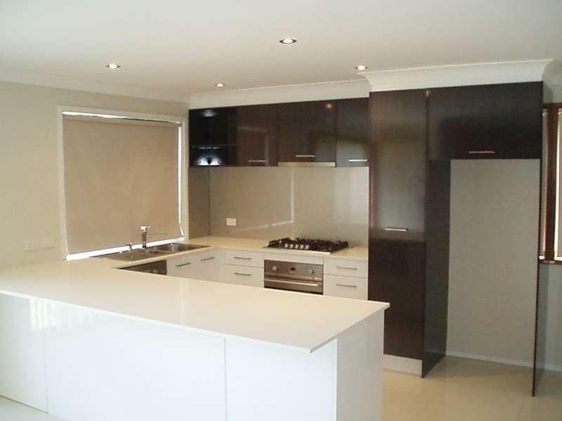 1/8 Burwood Court, Labrador QLD 4215