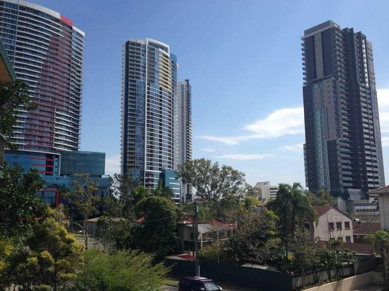 7/79 Queen Street, Southport QLD 4215