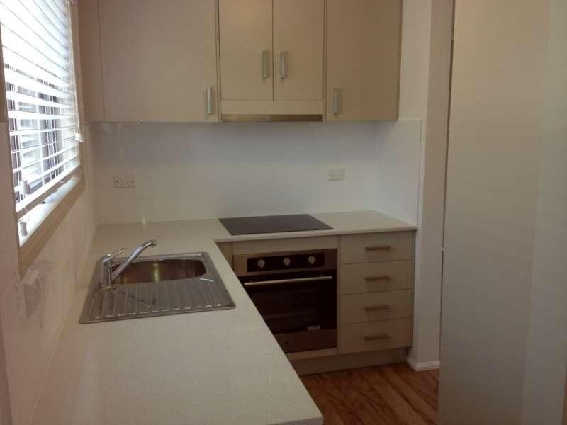 7/3 Ahern Street, Labrador QLD 4215