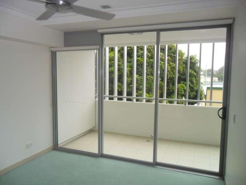 103/3-5 Gibbs Street, Southport QLD 4215