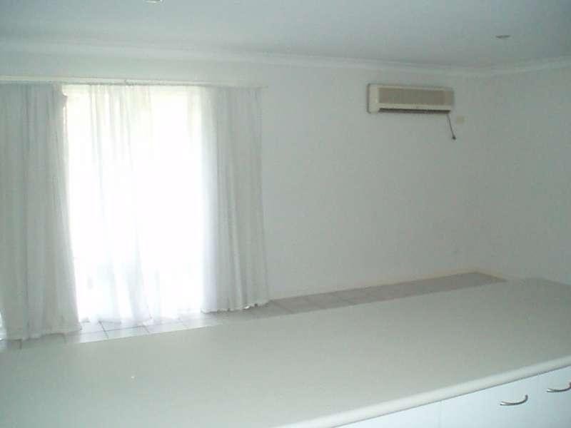 2 Nature Valley Court, Tallai QLD 4213