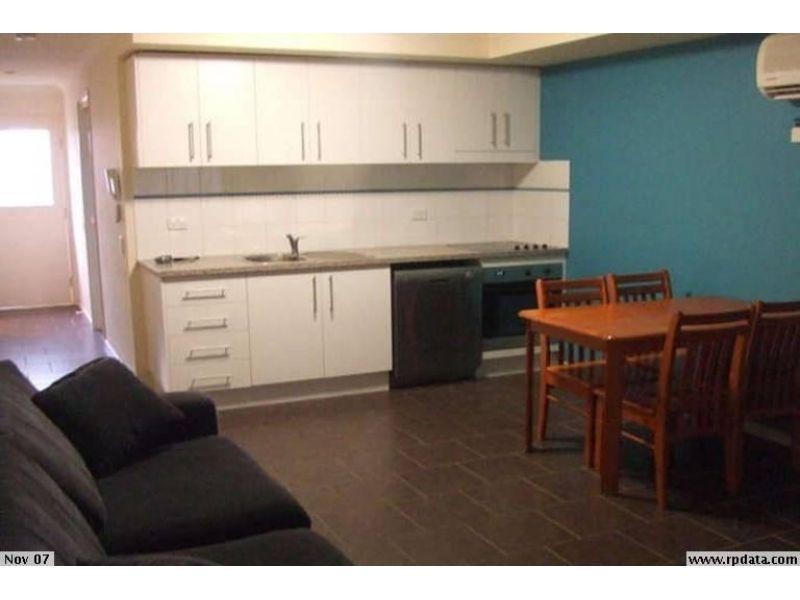 3/20 Tourangeau Crescent, Varsity Lakes QLD 4227