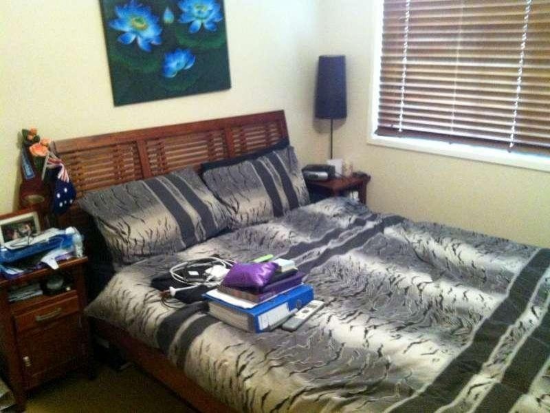 16 Mingaletta Drive, Ashmore QLD 4214