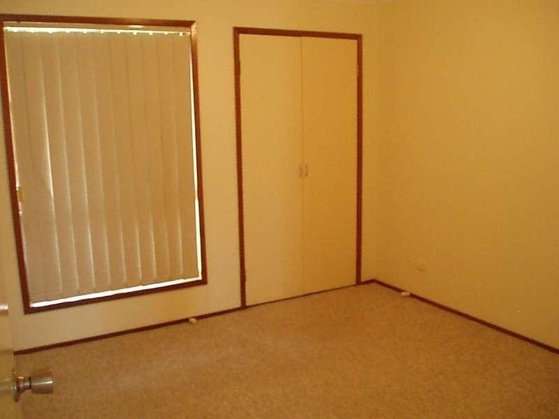 2/283 Government Road, Labrador QLD 4215