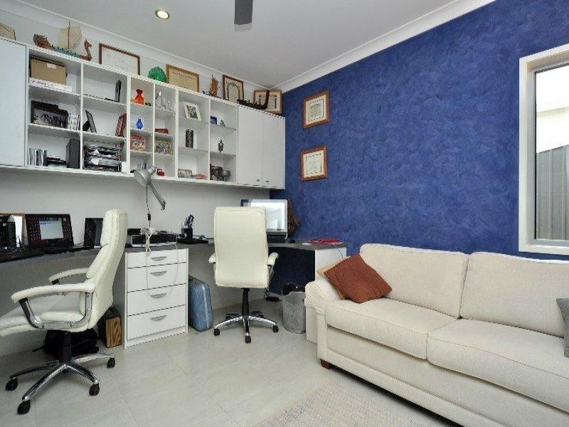 18 Settlers Avenue, Upper Coomera QLD 4209