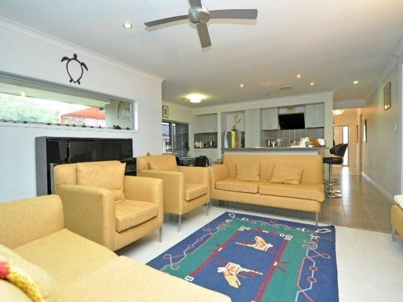 18 Settlers Avenue, Upper Coomera QLD 4209