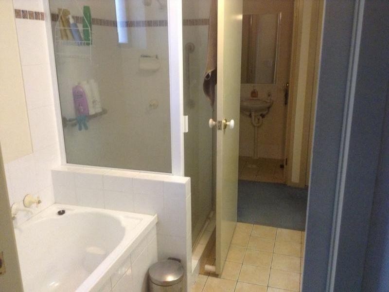 2/6 White Street, Southport QLD 4215