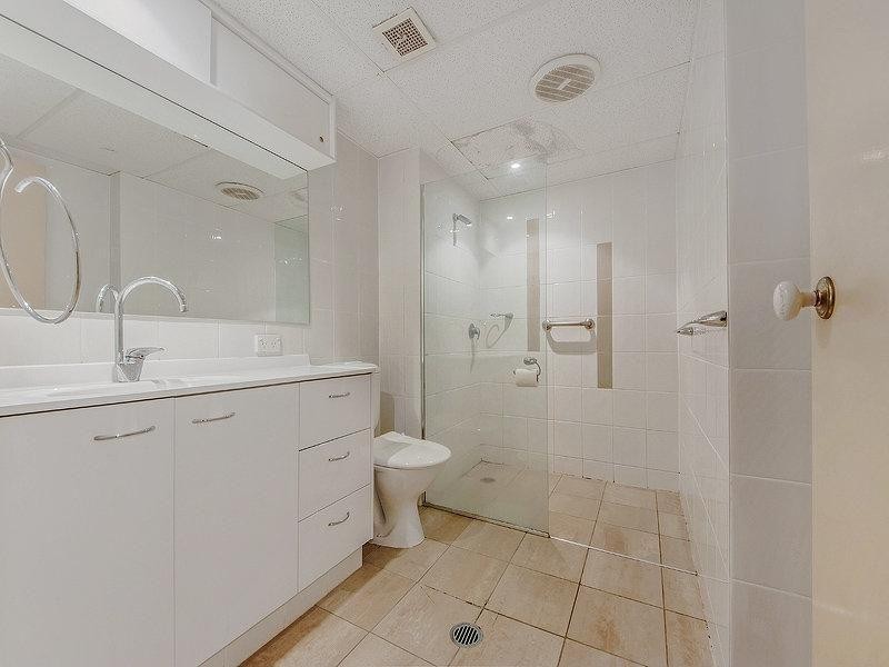 G04/65 Bauer Street, Southport QLD 4215