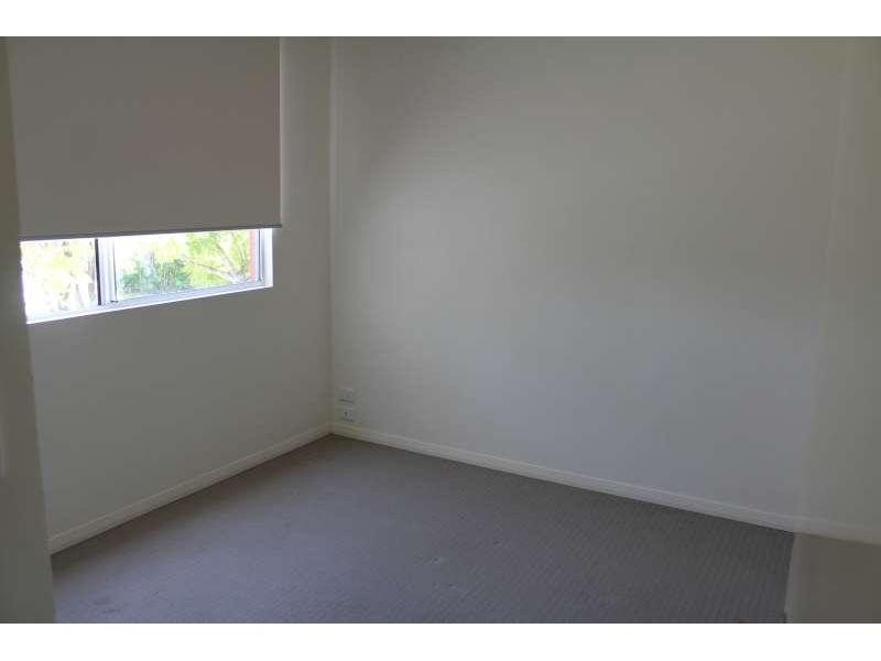 11/6-10 Rose Street, Southport QLD 4215