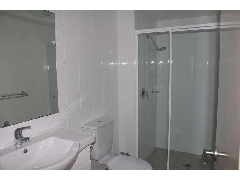 11/6-10 Rose Street, Southport QLD 4215