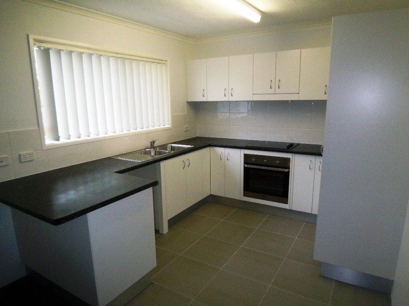 4/143 High Street, Southport QLD 4215