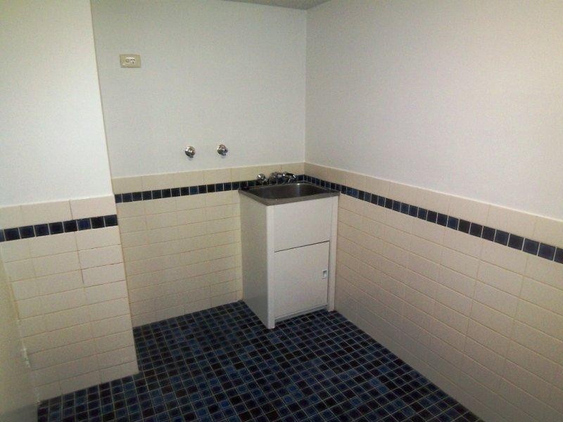 4/143 High Street, Southport QLD 4215