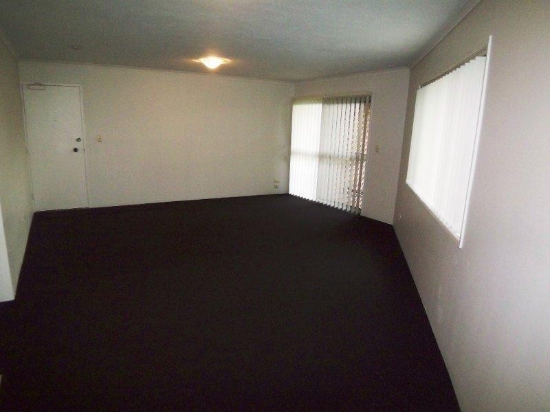 4/143 High Street, Southport QLD 4215