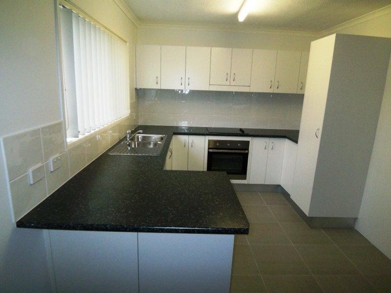 4/143 High Street, Southport QLD 4215