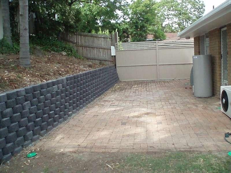 2 Dawnann Court, Carrara QLD 4211