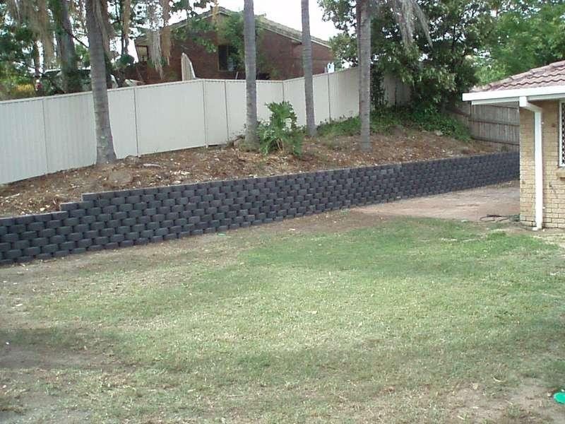 2 Dawnann Court, Carrara QLD 4211