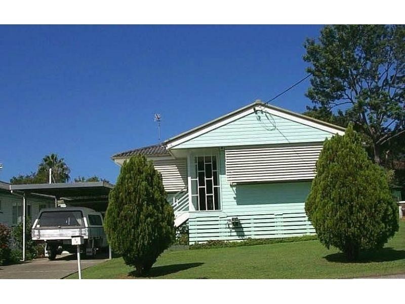 30 Mabel Avenue, Southport QLD 4215