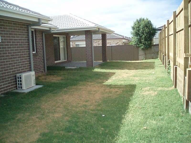 32 McLachlan Circuit, Willow Vale QLD 4209