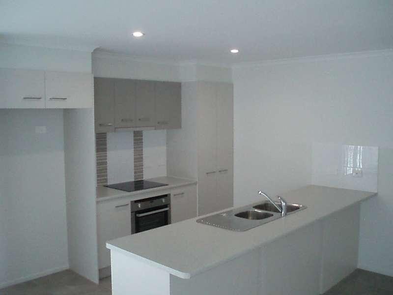 32 McLachlan Circuit, Willow Vale QLD 4209