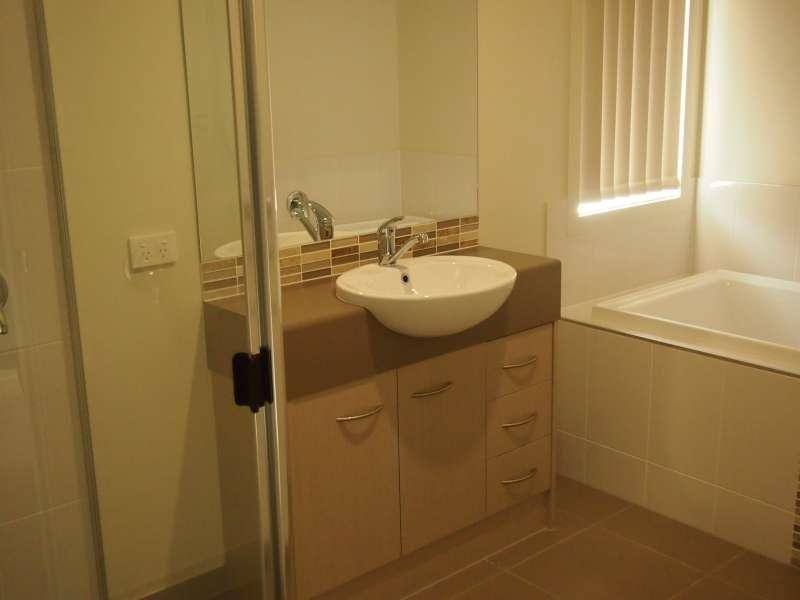 28 McLachlan Circuit, Willow Vale QLD 4209