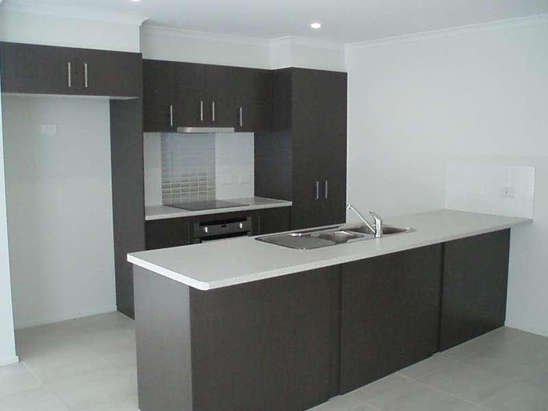 36 McLachlan Circuit, Willow Vale QLD 4209