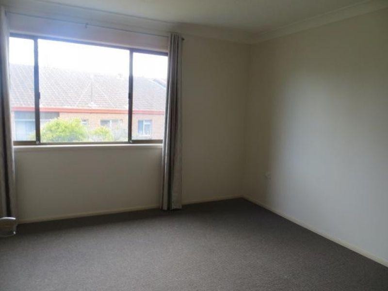 8/16 Lather Street, Southport QLD 4215